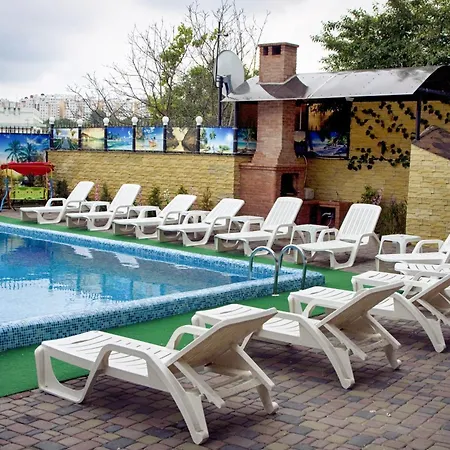 Lolo Hotel